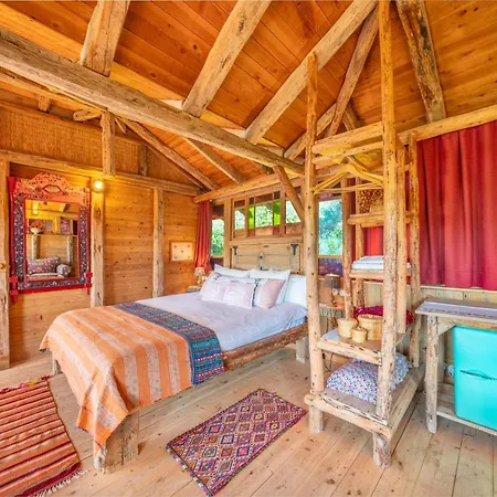 Fidanka Hotel 3*